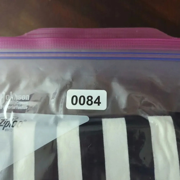 Baby Carseat cover Black and White Itzy Ritzy - Picture 5 of 5